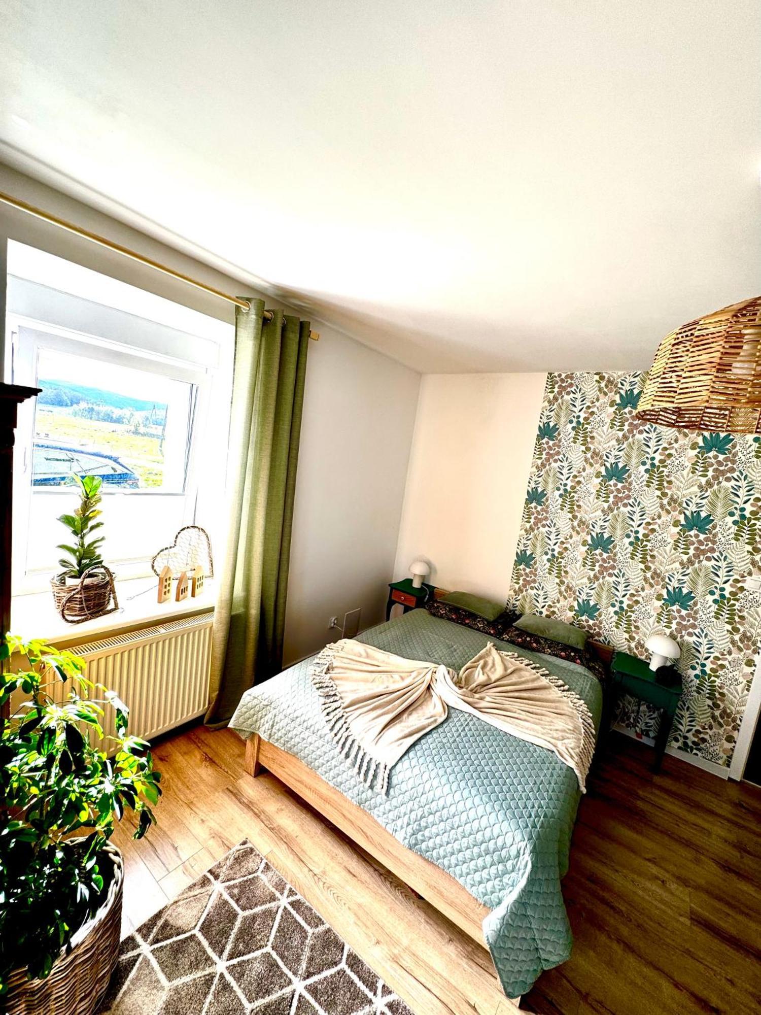 Apartamento Viridi Radomierz Exterior foto
